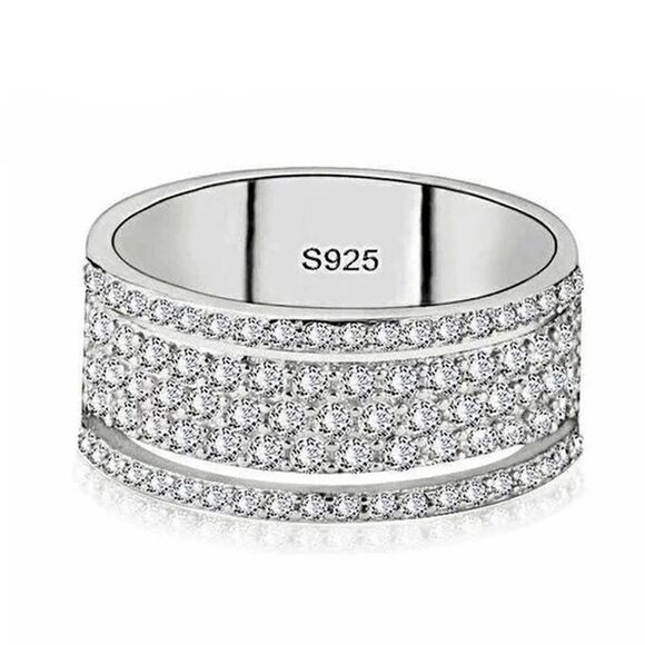 Jewelry - 💎A108💎 STUNNING STERLING SILVER RING WITH INLAID DIAMONDS